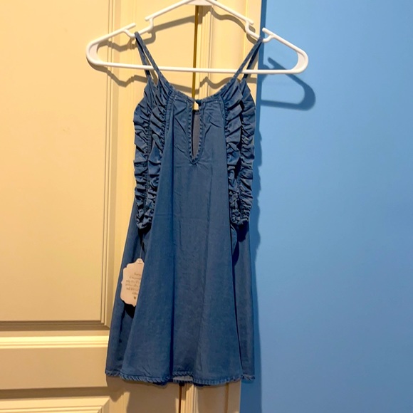 Soft blue tank top - Picture 2 of 3